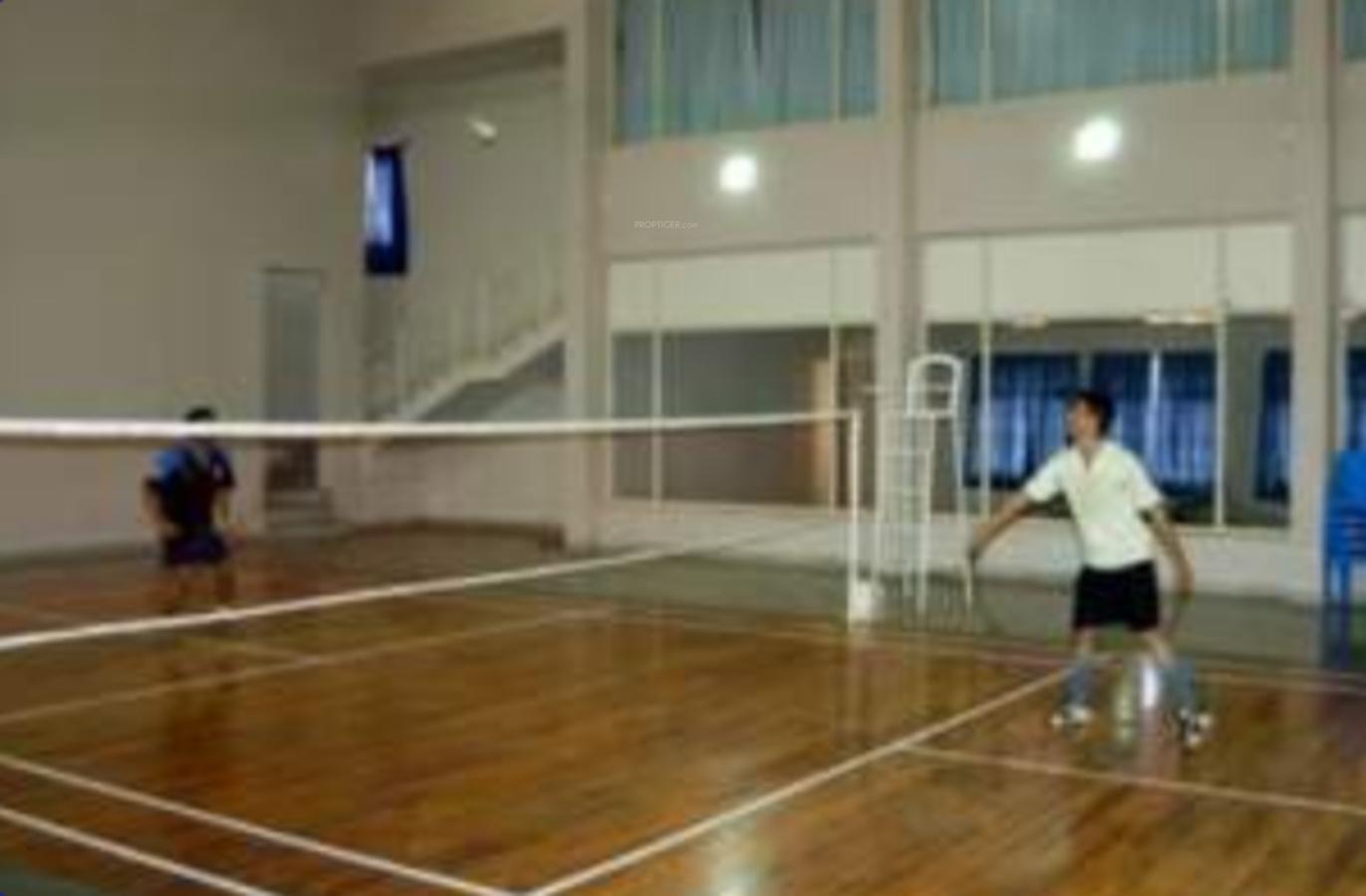 acres-hill-city Squash Court