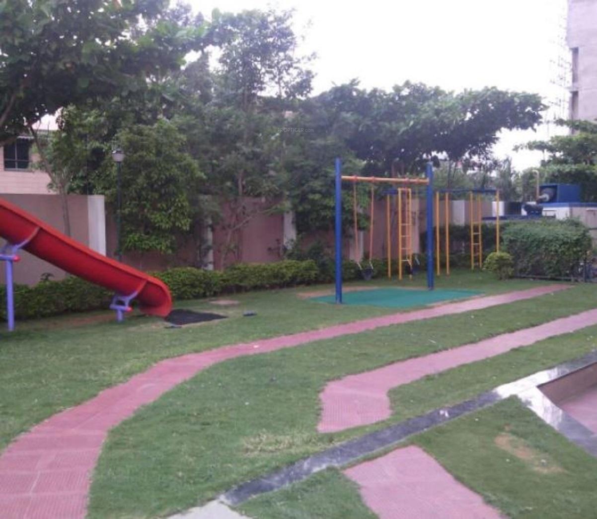 vinay-sky-city Children's play area