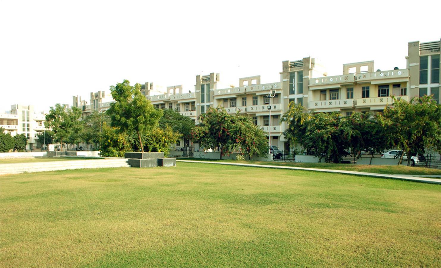 royale-floors Images for Elevation of Parsvnath Royale Floors