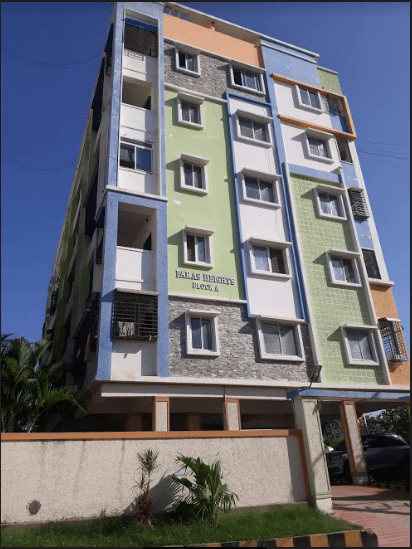 paras-heights Elevation