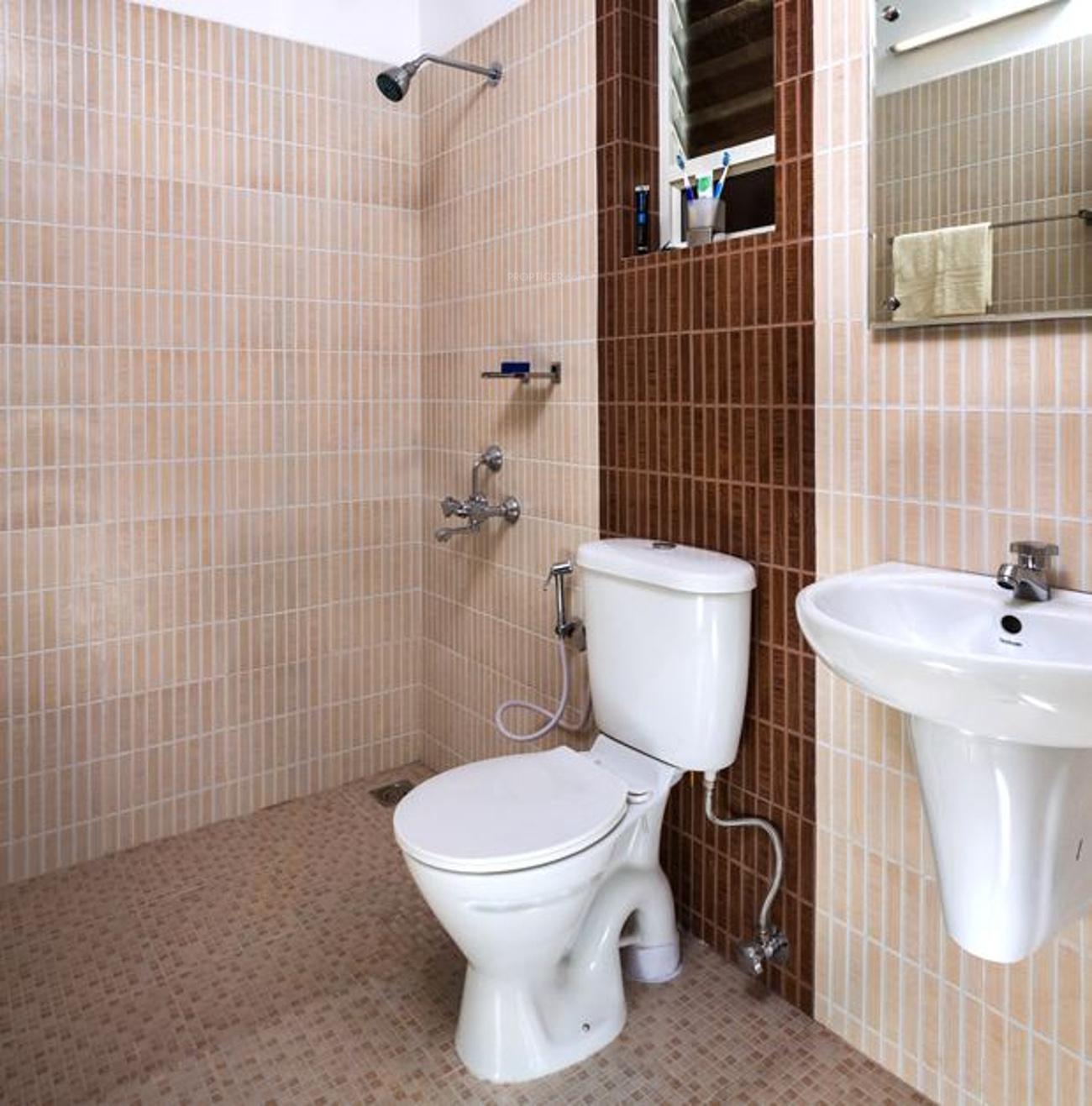 Images for Amenities of Queens Grande